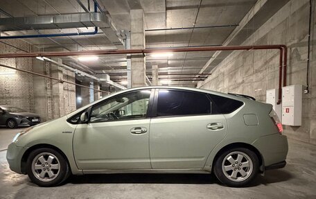 Toyota Prius, 2006 год, 650 000 рублей, 2 фотография