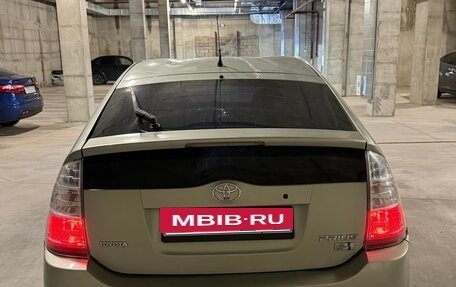 Toyota Prius, 2006 год, 650 000 рублей, 3 фотография