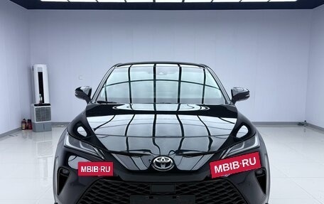 Toyota Venza, 2022 год, 3 860 000 рублей, 6 фотография