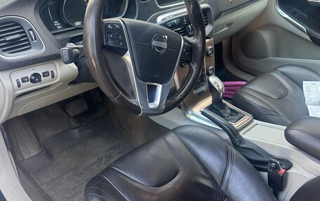 Volvo V40 Cross Country I, 2013 год, 900 000 рублей, 7 фотография