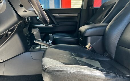 Mitsubishi Pajero IV, 2011 год, 2 100 000 рублей, 10 фотография