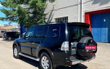 Mitsubishi Pajero IV, 2011 год, 2 100 000 рублей, 3 фотография