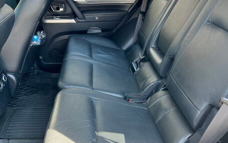 Mitsubishi Pajero IV, 2011 год, 2 100 000 рублей, 12 фотография
