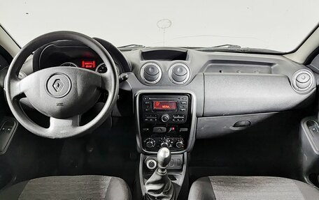 Renault Duster I рестайлинг, 2013 год, 750 000 рублей, 17 фотография