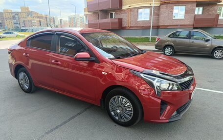 KIA Rio IV, 2021 год, 1 299 000 рублей, 1 фотография