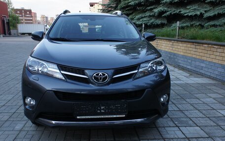 Toyota RAV4, 2014 год, 2 600 000 рублей, 8 фотография