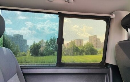 Volkswagen Caravelle T5, 2014 год, 1 950 000 рублей, 13 фотография