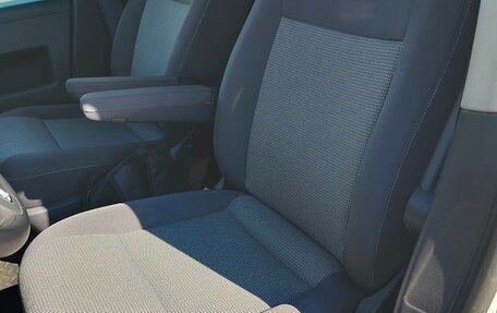 Volkswagen Caravelle T5, 2014 год, 1 950 000 рублей, 17 фотография