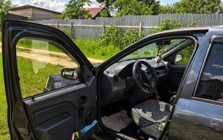 Renault Logan I, 2007 год, 200 000 рублей, 4 фотография