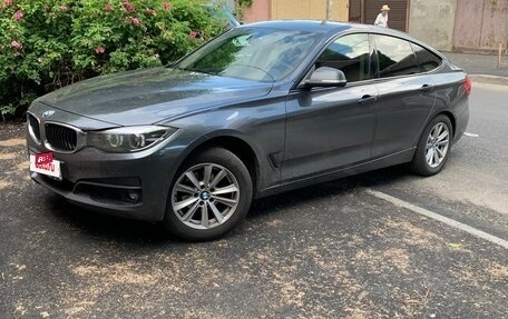 BMW 3 серия, 2018 год, 2 300 000 рублей, 3 фотография