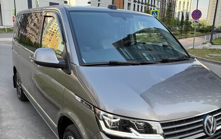 Volkswagen Caravelle T6 рестайлинг, 2020 год, 4 300 000 рублей, 2 фотография