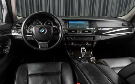 BMW 5 серия, 2010 год, 2 012 000 рублей, 13 фотография