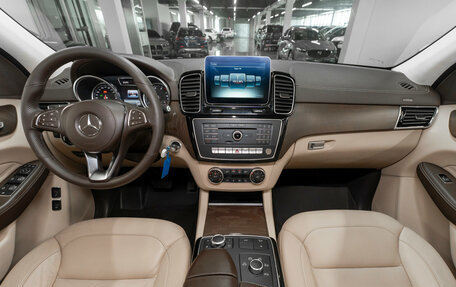 Mercedes-Benz GLS, 2017 год, 4 600 000 рублей, 8 фотография