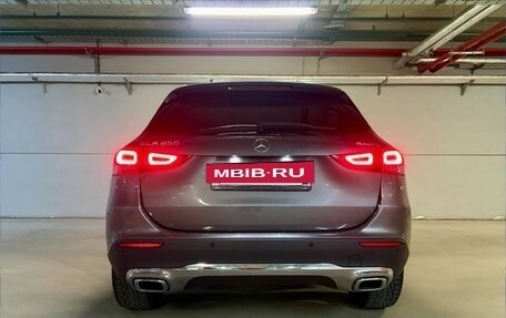 Mercedes-Benz GLA, 2020 год, 3 999 999 рублей, 4 фотография