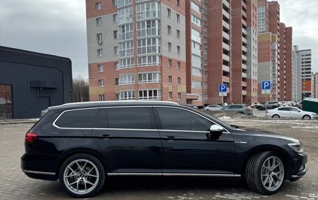 Volkswagen Passat B8 рестайлинг, 2018 год, 2 200 000 рублей, 6 фотография
