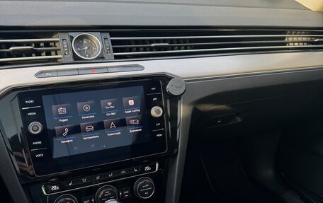 Volkswagen Passat B8 рестайлинг, 2018 год, 2 200 000 рублей, 16 фотография
