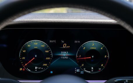 Mercedes-Benz E-Класс, 2021 год, 3 300 000 рублей, 23 фотография