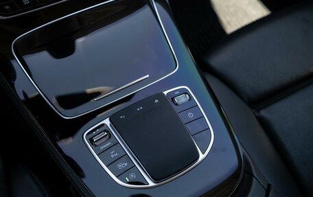 Mercedes-Benz E-Класс, 2021 год, 3 300 000 рублей, 20 фотография