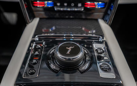 Rolls-Royce Cullinan, 2026 год, 64 500 000 рублей, 18 фотография