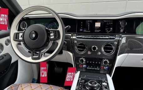 Rolls-Royce Cullinan, 2026 год, 64 500 000 рублей, 16 фотография