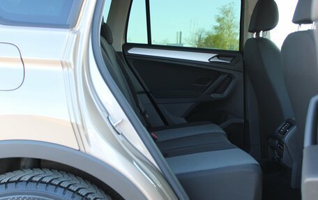 Volkswagen Tiguan II, 2020 год, 2 369 000 рублей, 16 фотография