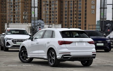 Audi Q3, 2022 год, 2 505 000 рублей, 4 фотография