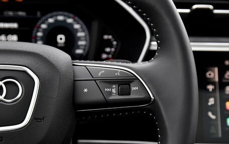 Audi Q3, 2022 год, 2 505 000 рублей, 18 фотография