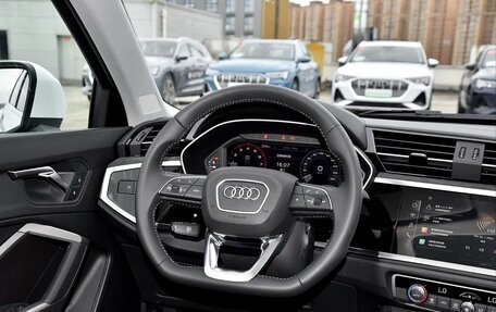 Audi Q3, 2022 год, 2 505 000 рублей, 19 фотография