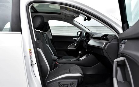 Audi Q3, 2022 год, 2 505 000 рублей, 25 фотография