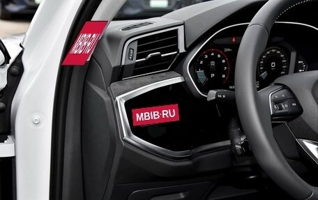 Audi Q3, 2022 год, 2 505 000 рублей, 23 фотография