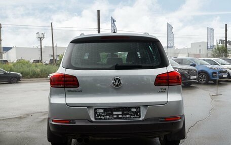 Volkswagen Tiguan I, 2015 год, 1 050 000 рублей, 6 фотография
