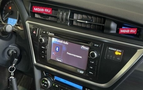 Toyota Auris II, 2013 год, 969 900 рублей, 9 фотография