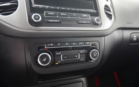 Volkswagen Tiguan I, 2015 год, 1 050 000 рублей, 13 фотография