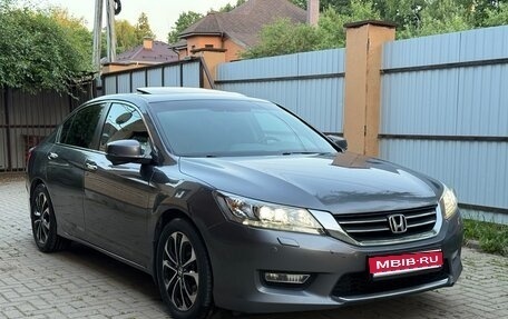 Honda Accord IX рестайлинг, 2013 год, 1 650 000 рублей, 1 фотография