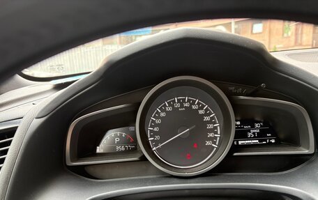 Mazda CX-4, 2023 год, 3 700 000 рублей, 4 фотография