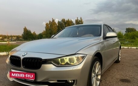BMW 3 серия, 2012 год, 1 385 000 рублей, 3 фотография