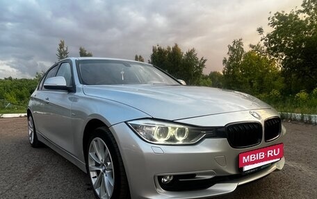 BMW 3 серия, 2012 год, 1 385 000 рублей, 2 фотография