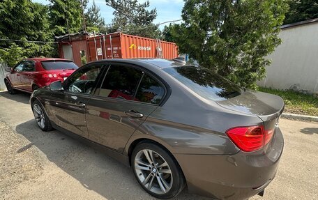 BMW 3 серия, 2013 год, 1 430 000 рублей, 14 фотография