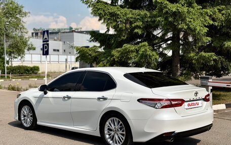 Toyota Camry, 2018 год, 3 550 000 рублей, 4 фотография