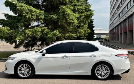 Toyota Camry, 2018 год, 3 550 000 рублей, 5 фотография