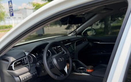 Toyota Camry, 2018 год, 3 550 000 рублей, 14 фотография