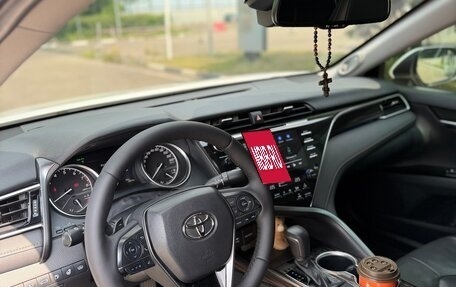 Toyota Camry, 2018 год, 3 550 000 рублей, 15 фотография