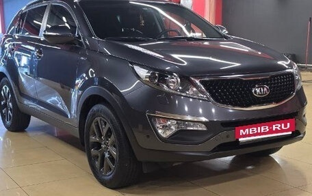 KIA Sportage III, 2015 год, 1 650 000 рублей, 2 фотография