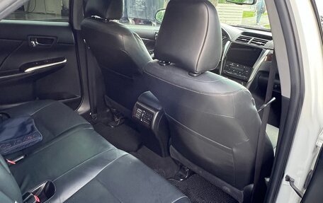 Toyota Camry, 2017 год, 1 900 000 рублей, 11 фотография