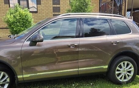 Volkswagen Touareg III, 2012 год, 1 650 000 рублей, 3 фотография