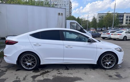 Hyundai Elantra VI рестайлинг, 2016 год, 1 250 000 рублей, 3 фотография