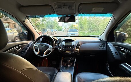 Hyundai ix35 I рестайлинг, 2010 год, 880 000 рублей, 7 фотография