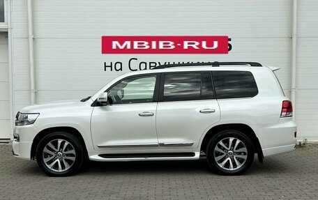 Toyota Land Cruiser 200, 2018 год, 6 799 000 рублей, 5 фотография