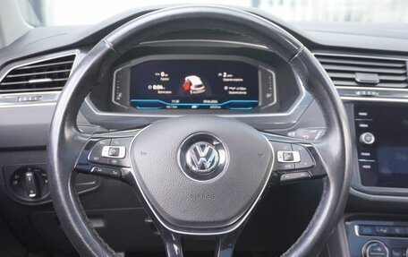 Volkswagen Tiguan II, 2019 год, 3 163 000 рублей, 14 фотография