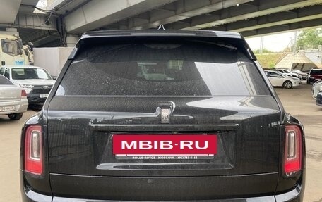 Rolls-Royce Cullinan, 2022 год, 48 560 000 рублей, 6 фотография